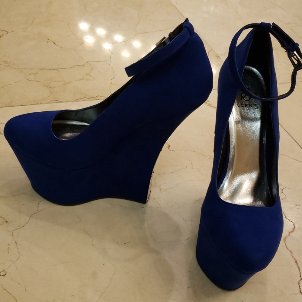 SCENE Kierra Royal Blue suede platform heels, 8.5 - Picture 9 of 16
